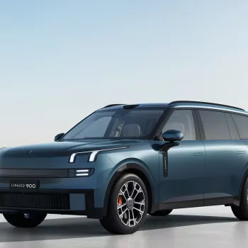 Lynk & Co 900