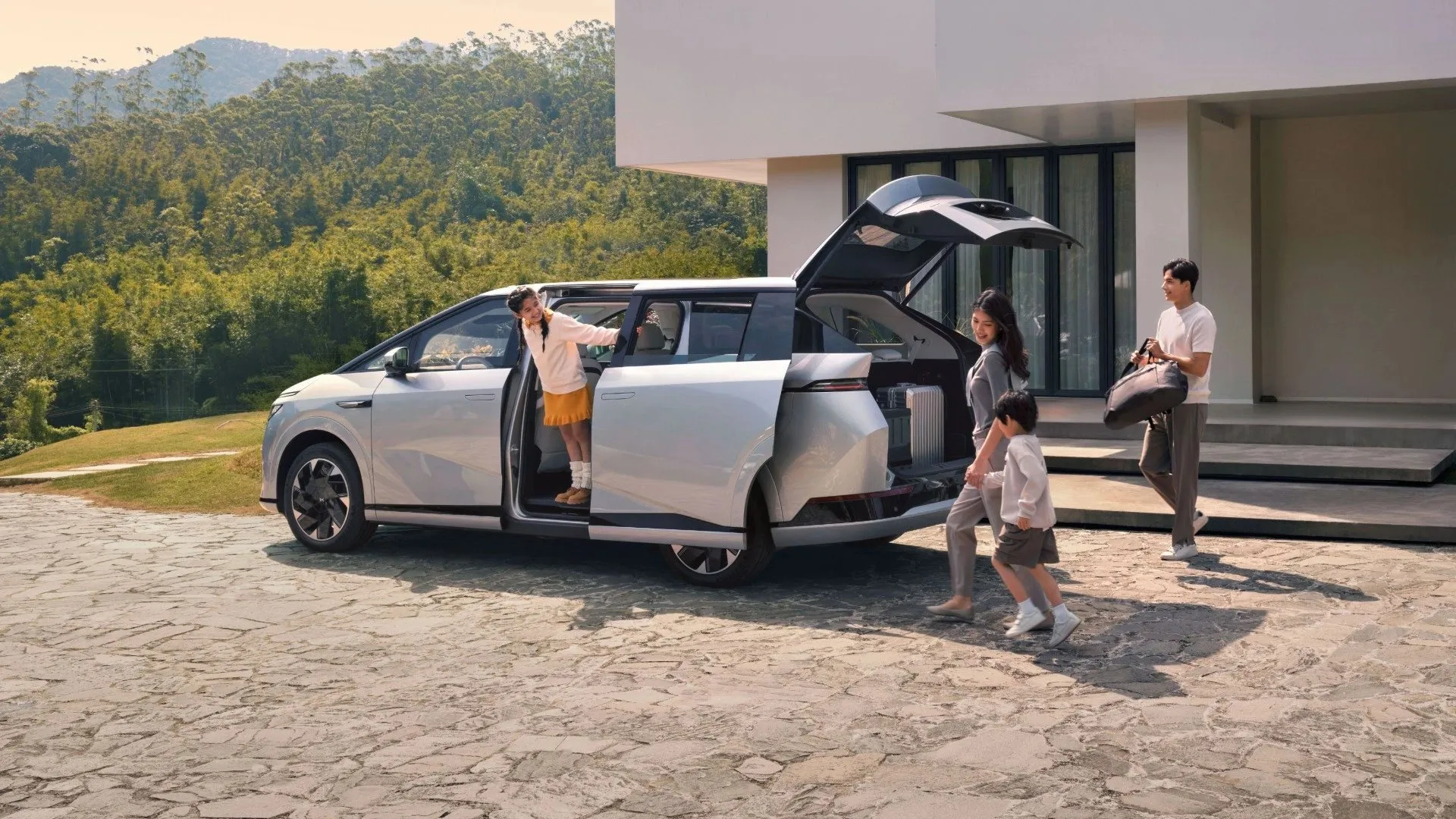 Luxury MPVs