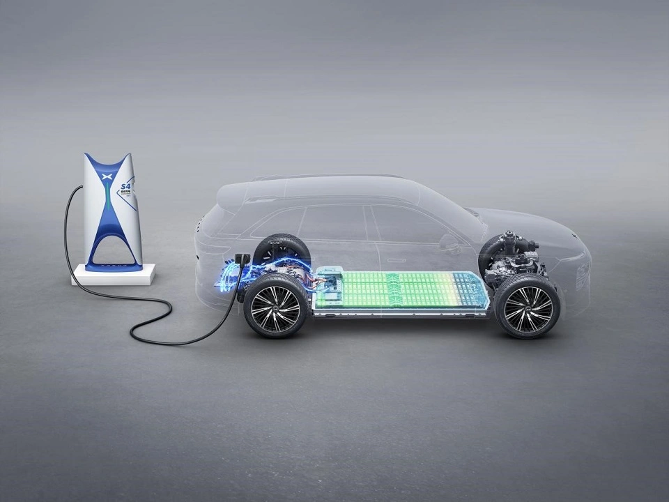 High-tech Chinese EV with aerodynamic design